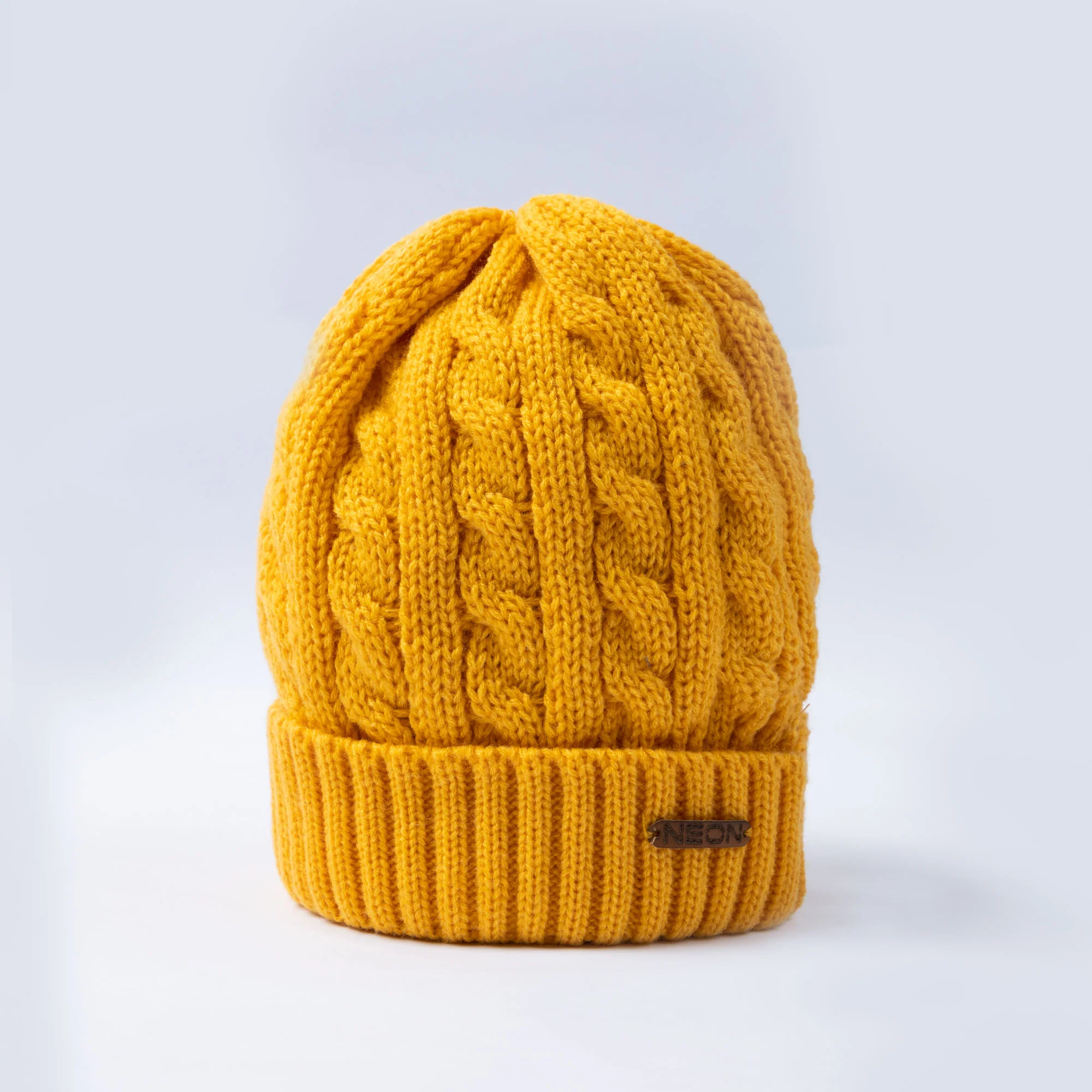 Caps