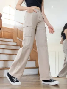 women 's cargo